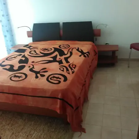 بيت للعطل Alojamento.local Christian *